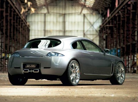 Jaguar zvažuje kompaktný hatchback. Jeho víziu predstavil už pred 17 rokmi