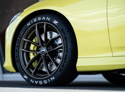 Nissan ukázal Nissan Z Proto. Má manuálnu prevodovku a twin-turbo V6!
