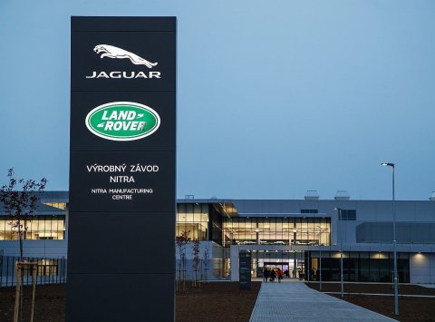 Tata automobilky Jaguar Land Rover bude vyrábať batérie pre elektromobily v Európe