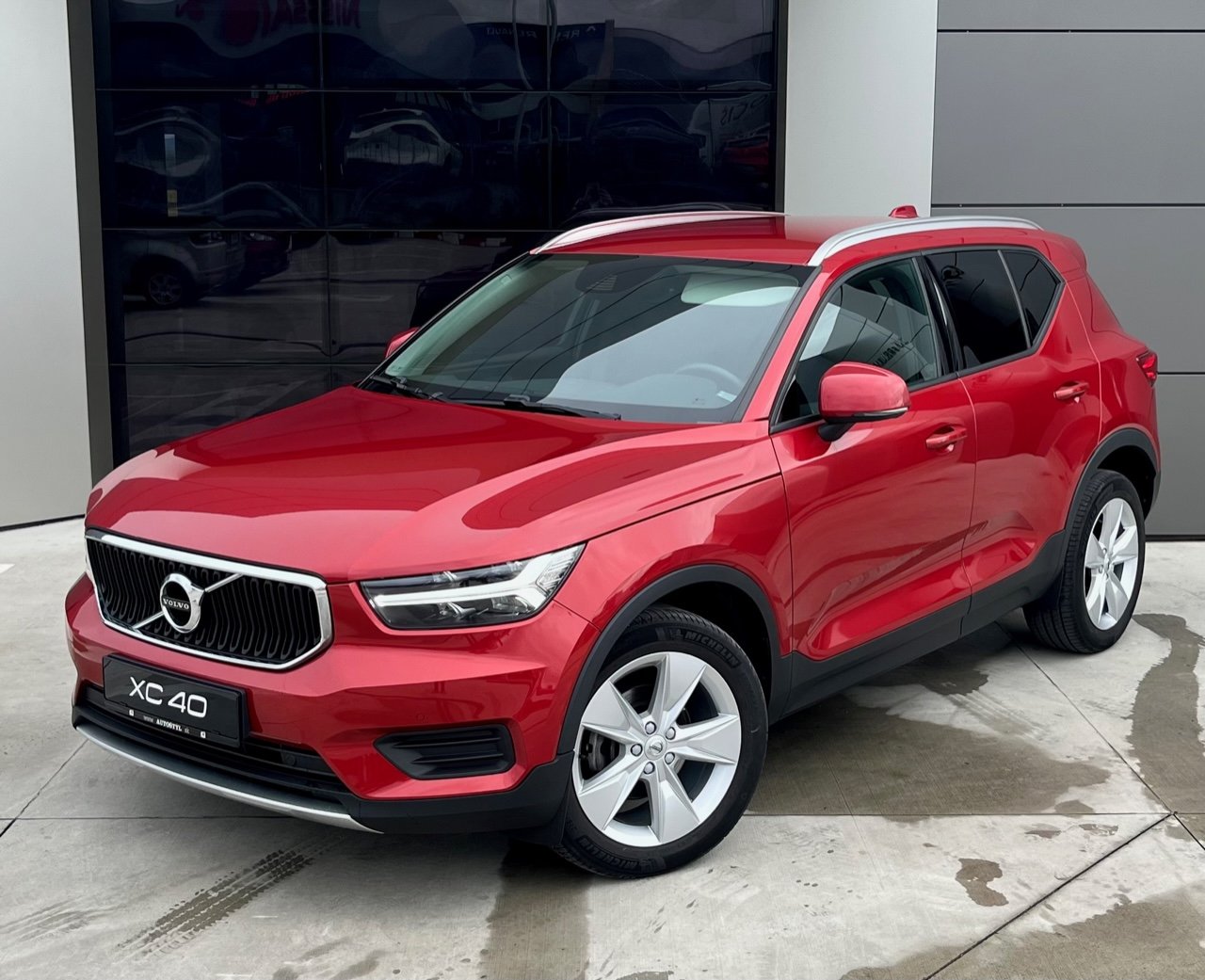 Volvo XC40 D3 FWD AT8 MOMENTUM