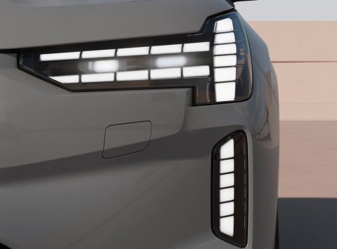 Nové Volvo EX90 bude mať LED svetlá v tvare Thorovho kladiva
