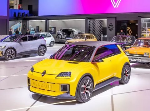 Renault v Ženeve predstaví sériový elektrický Renault 5