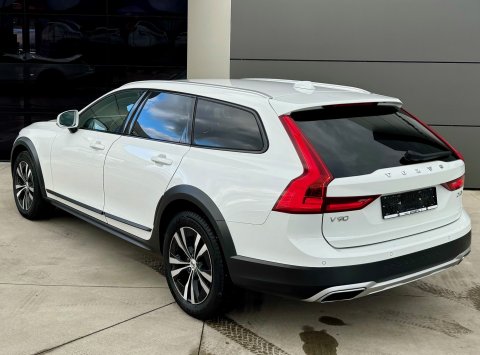 Volvo V90 CROSS COUNTRY D4 AWD AT8