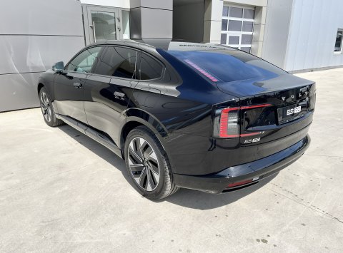 Volvo ES90 Single Extended Range PLUS