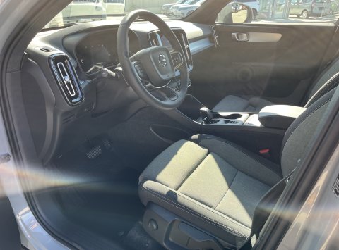 Volvo XC40 B3 AT7 CORE