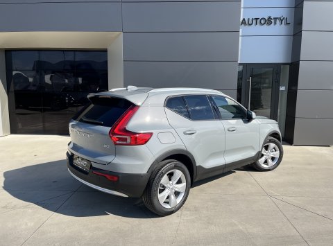 Volvo XC40 B3 AT7 CORE