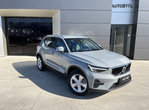 Volvo XC40 B3 AT7 CORE