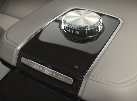VOLVO S90 AMBIENCE: Nový rozmer cestovného komfortu