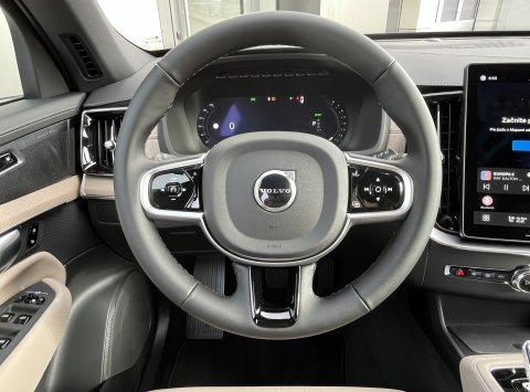 Volvo XC90 T8 eAWD PLUS DARK