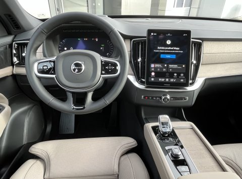 Volvo XC90 T8 eAWD PLUS DARK