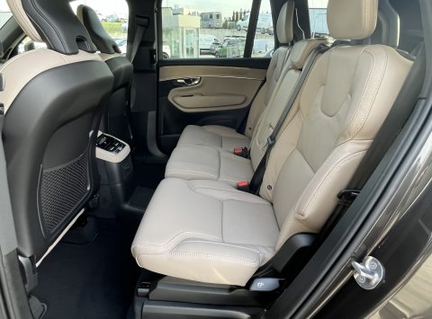 Volvo XC90 T8 eAWD PLUS DARK