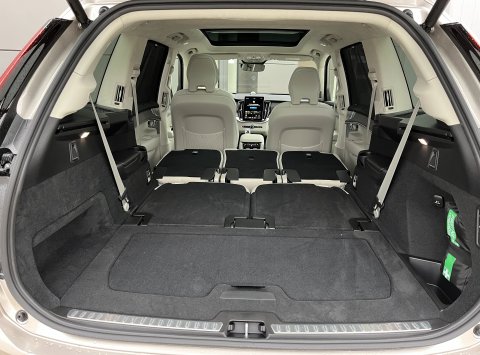 Volvo XC90 T8 eAWD ULTRA DARK