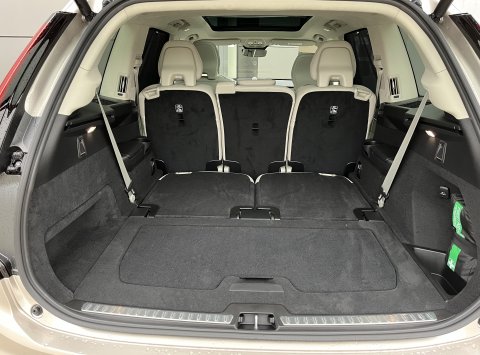 Volvo XC90 T8 eAWD ULTRA DARK