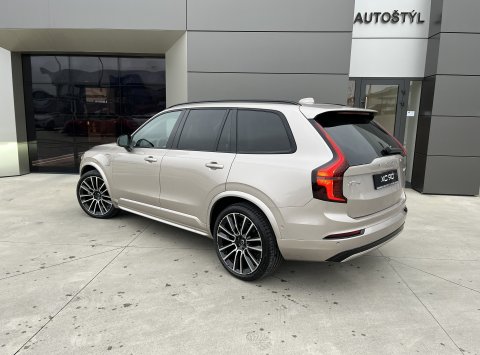 Volvo XC90 T8 eAWD ULTRA DARK