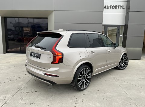 Volvo XC90 T8 eAWD ULTRA DARK