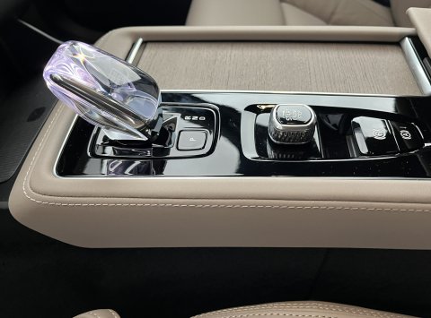 Volvo XC90 T8 eAWD PLUS BRIGHT