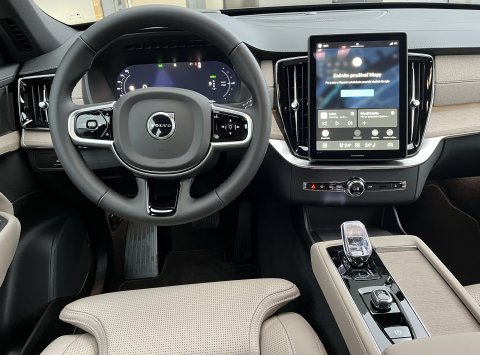 Volvo XC90 T8 eAWD PLUS BRIGHT