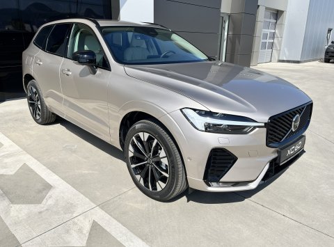 Volvo XC60 B5 AWD AT8 PLUS DARK
