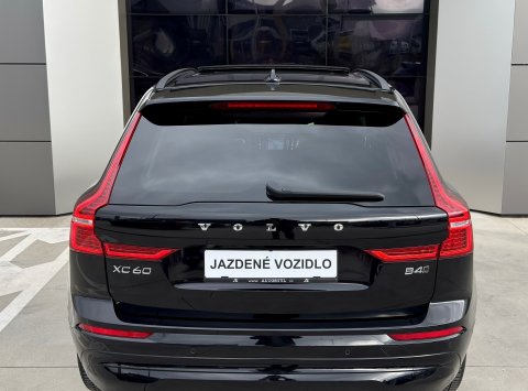 Volvo XC60 B4 (D) AWD AT8 MOMENTUM PRO