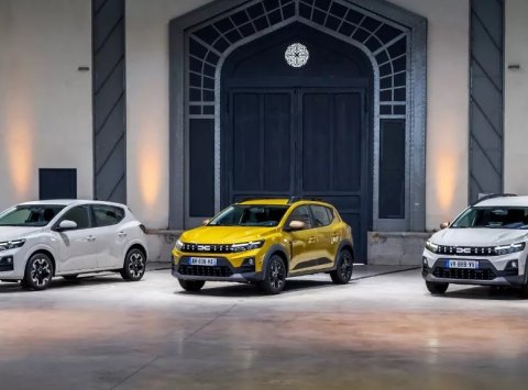 Dacia Sandero 2026 a Jogger facelift: nový dizajn, hybrid aj LPG motor