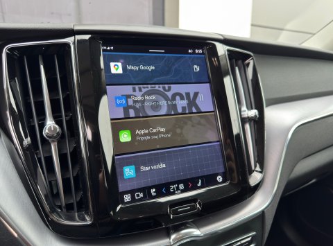 Volvo XC60 B4 (D) FWD AT8 Momentum Pro