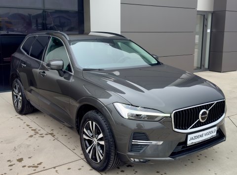 Volvo XC60 B4 (D) FWD AT8 Momentum Pro
