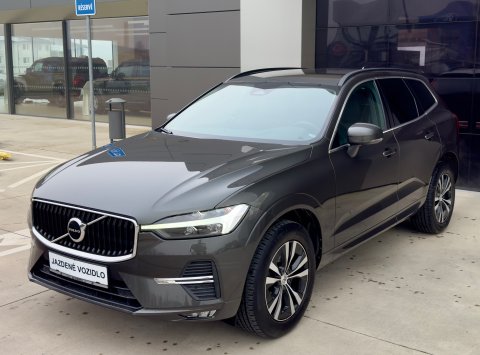 Volvo XC60 B4 (D) FWD AT8 Momentum Pro