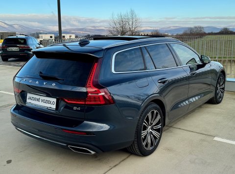Volvo V60 B4 (D) FWD AT8 INSCRIPTION
