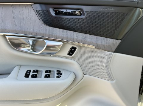 Volvo XC90 T8 eAWD AT8 PLUS BRIGHT