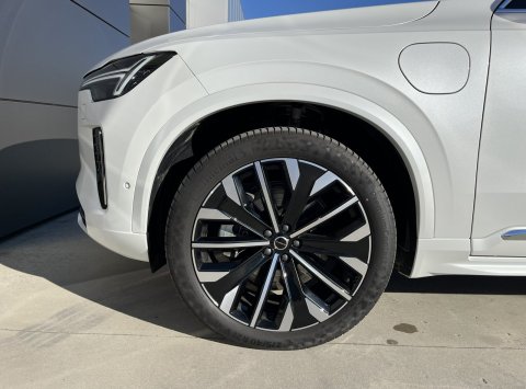 Volvo XC90 T8 eAWD AT8 PLUS BRIGHT