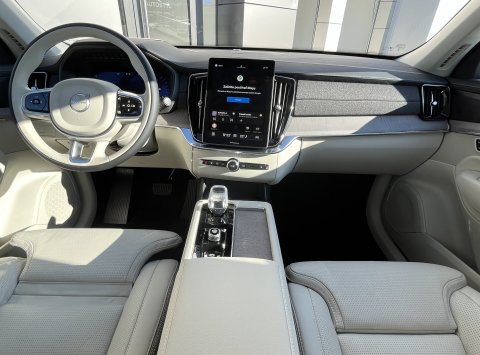 Volvo XC90 T8 eAWD AT8 PLUS BRIGHT