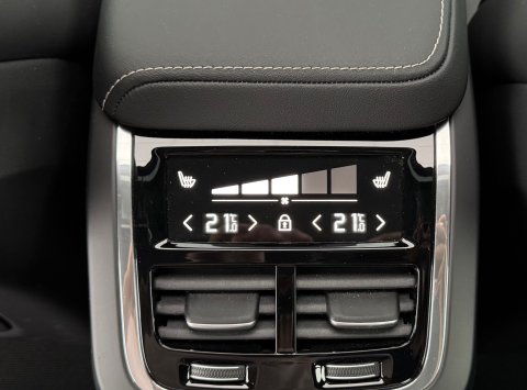 Volvo S60 B5 (P) AWD AT8 ULTIMATE DARK