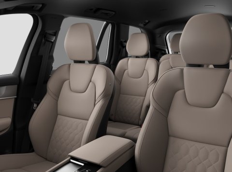 Volvo XC90 B5(P) AWD AT8 CORE BRIGHT