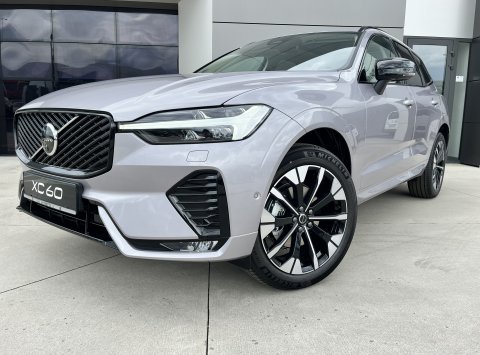 Volvo XC60 B5 AWD ULTRA DARK
