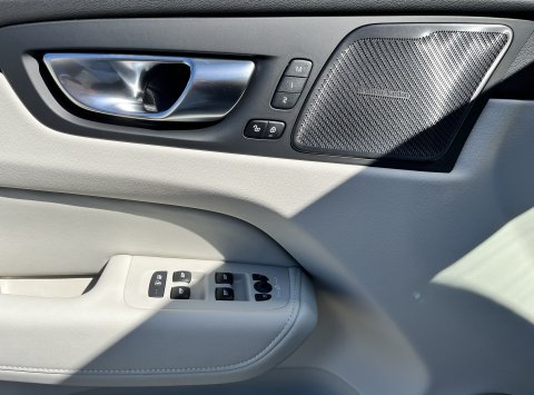 Volvo XC60 T6 AWD PLUS DARK