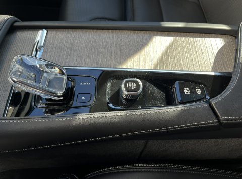 Volvo XC90 B5 AWD AT8 INSCRIPTION 7s.