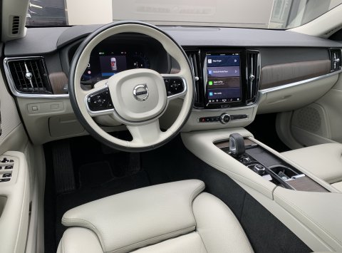 Volvo V90 B5(P) AWD AT8 CROSS COUNTRY PRO