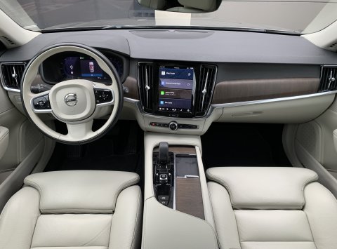 Volvo V90 B5(P) AWD AT8 CROSS COUNTRY PRO