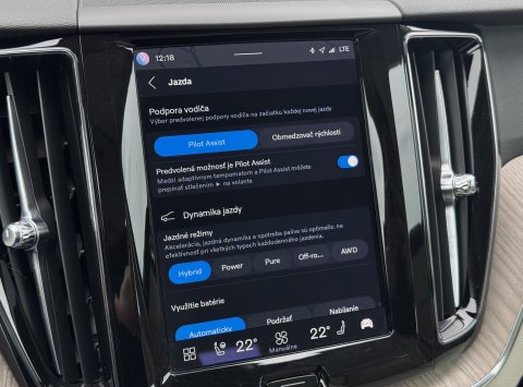 Volvo XC60 T6 eAWD Recharge Core