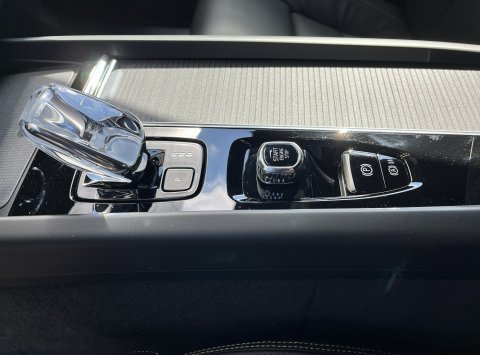 Volvo XC60 Black Edition B5 AWD PLUS