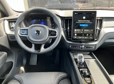 Volvo XC60 Black Edition B5 AWD PLUS