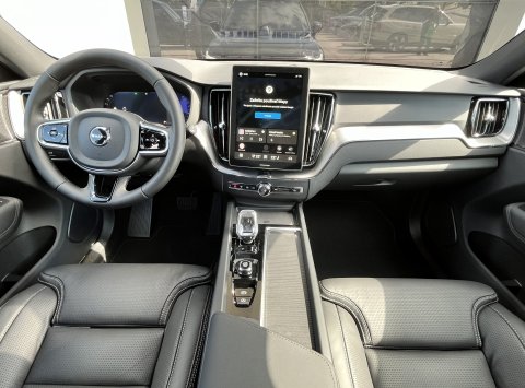 Volvo XC60 Black Edition B5 AWD PLUS
