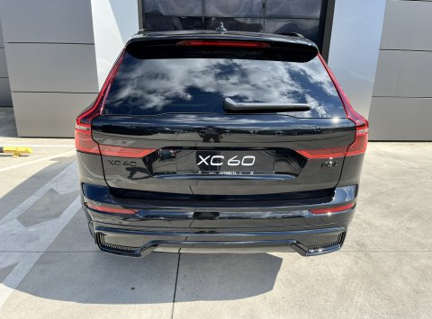 Volvo XC60 Black Edition B5 AWD PLUS