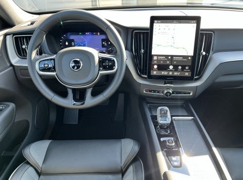 Volvo XC60 B5 BLACK EDITION PLUS