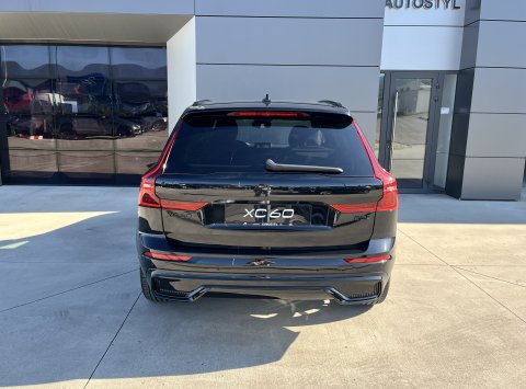 Volvo XC60 B5 BLACK EDITION PLUS
