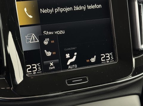 Volvo XC40 B4 (B) AWD AT8 MOMENTUM
