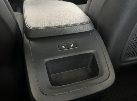 Volvo S90 D5 AWD AT8 MOMENTUM