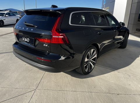 Volvo V60 B4 FWD Core