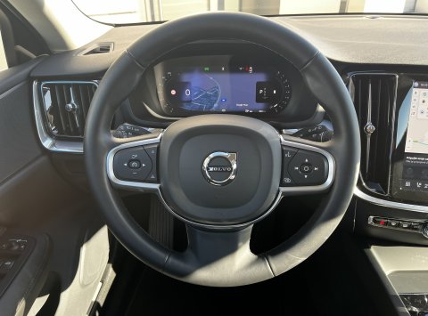 Volvo V60 B4 FWD Core