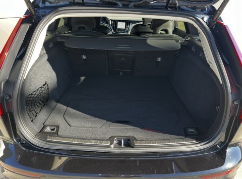 Volvo V60 B4 FWD Core